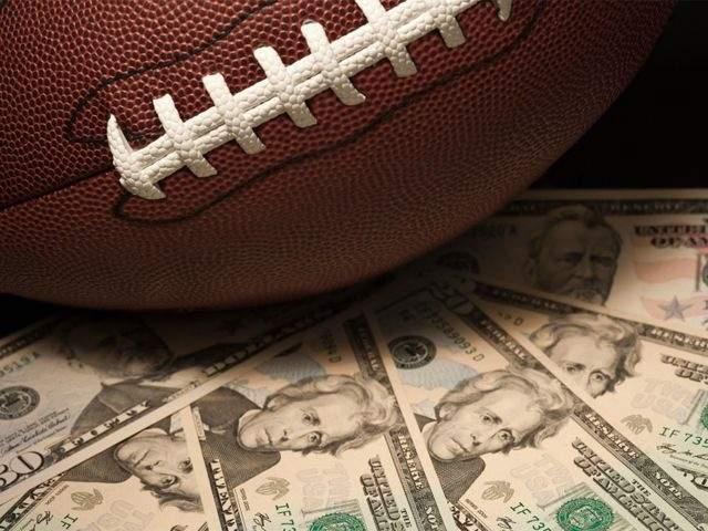 football-and-money-gambling-fantasy-football-generic-30127711_4235_ver1.0_640_480.jpg