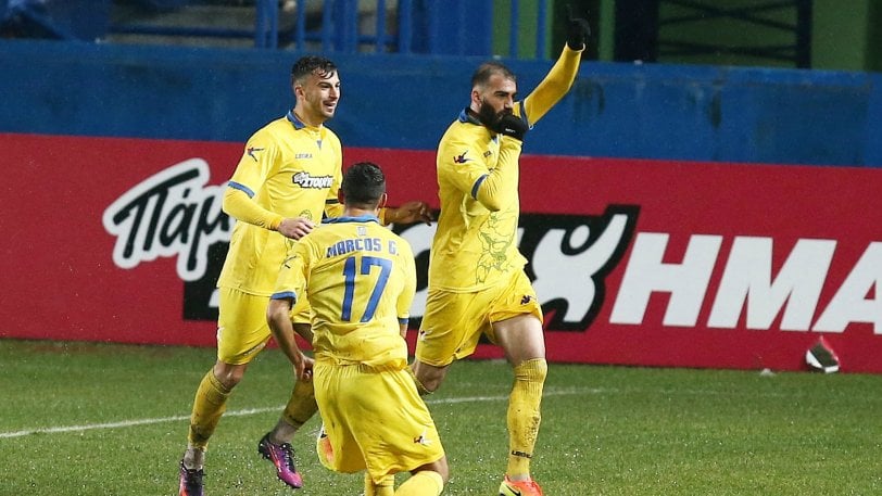 Πτώσεις-στη-Superleague-αλλαγή-line-στο-ντέρμπι-του-Μιλάνο.jpg