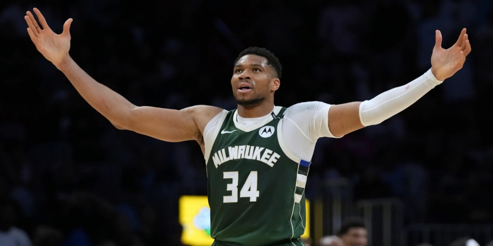 giannis ant.jpg