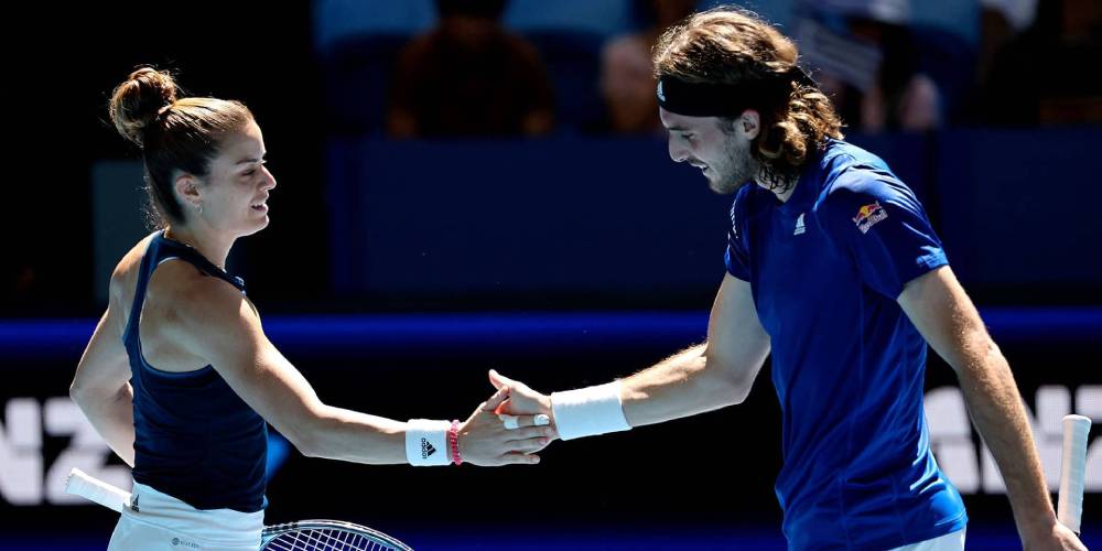 i-enischimeni-apodosi-gia-tsitsipa-sakkari-sto-wimbledon.jpg
