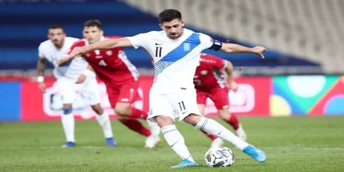 «Εκτελεί»-στο-2.45-η-Ελλάδα.jpg