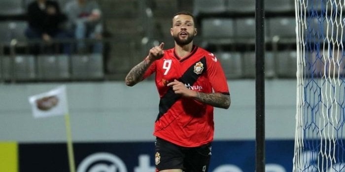 Τα-ασιατικά-φαβορί-και-το-2.15-στο-ντέρμπι-των-Ντινάμο.jpg