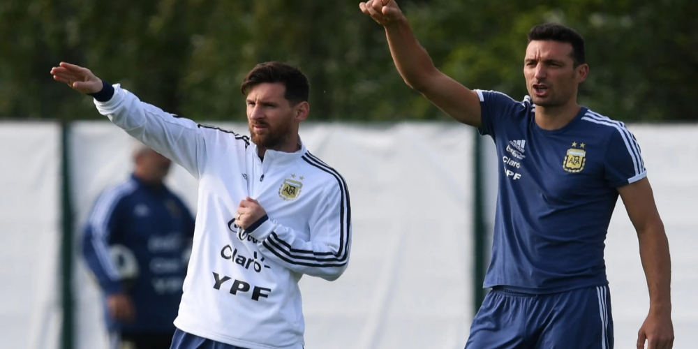 messi scaloni.jpg