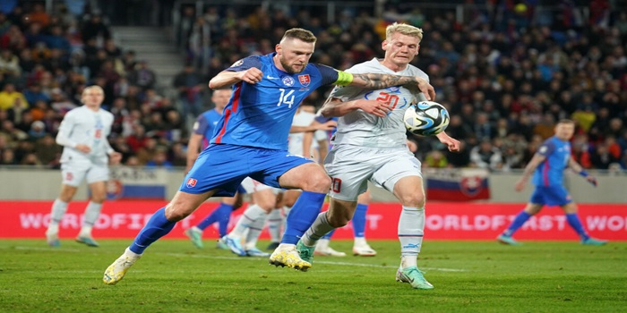 Slovakia-v-Iceland-Group-J-UEFA-EURO-2024-European-Qualifiers-8.jpg