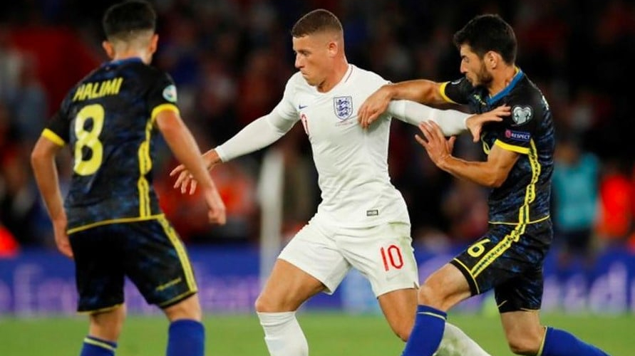 Με-το-1.83-στο-Κόσοβο-Αγγλία-και-την...-ανατροπή-στη-Σούπερλιγκ-2.jpg
