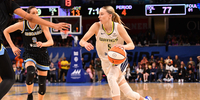 Με την Paige Bueckers για τη νίκη