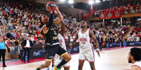 Πέρασμα από Γαλλία και WNBA