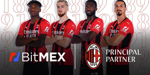 Leao-Saelemaekers-Tomori-e-Ibrahimovic-posano-con-la-maglia-rossonera.jpg