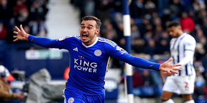 dm_231202_SOC_One_Play_English_League_Championship_Harry_Winks_snatches_a_late_winner_for_Leicester_City.jpg