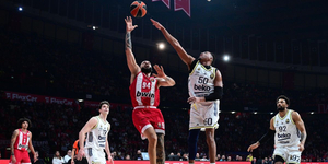 dwdekada-olympiakoy-imiteliko-fener.jpg