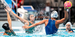 ethniki-polo-poso-dini-to-chriso-paroli-se-andres-ginekes.jpg