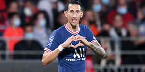 Desktop_21_22_L1_DIMARIA_PSG_CELEBRATION.jpg