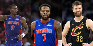 Παιχνίδι με τους ψηλούς του Detroit κι ο Wade.png