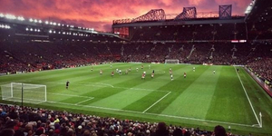 old-trafford-atmosfera-mourinho-1-650x350.jpg