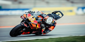 Σκληρή μάχη για την pole position.jpg