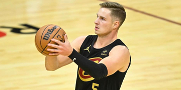 «Καυτός» ο Μέριλ