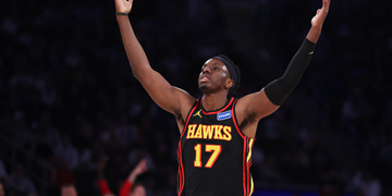 Δυναμική παρουσία του Okongwu στη ρακέτα