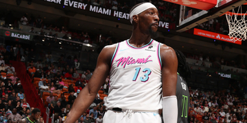 Δυνατή κόντρα για Adebayo