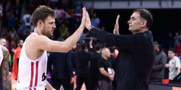 Για το βραβείο ο Σάσα