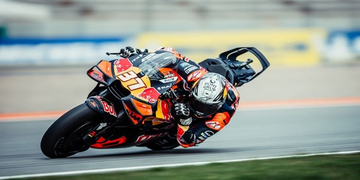 Σκληρή μάχη για την pole position