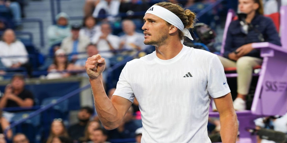 national-bank-open-2025-day-6-toronto-canada-july-31-alexander-zverev-of-germany-celebrates-after-a-point-...usage-publicationxnotxinxturxusaxcanxukxjpnxitaxfraxausxespxbelxkorxrsaxhkgxnzl-copyright-x2025xanadoluxmertxalperxdervisx.jpg