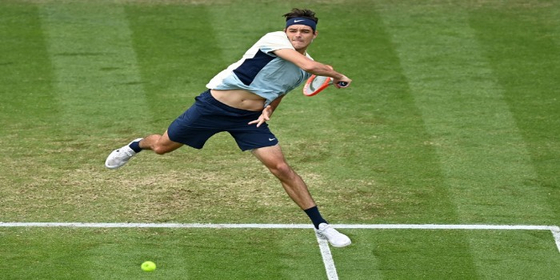 player-taylor-fritz-returns-to-australias-alex-de-minaur-news-photo-1656516022.jpg