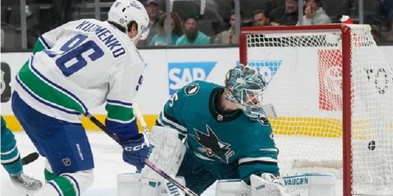 San Jose Sharks_Vancouver Canucks.jpg
