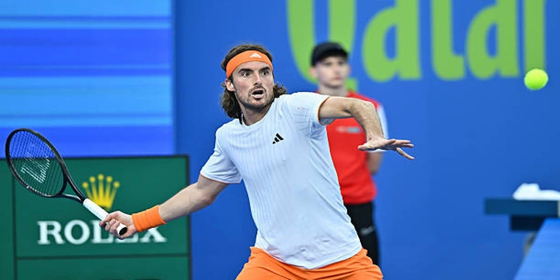 stefanos-tsitsipas-reflexiones-campeon-defensor-dubai-2026.jpg