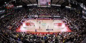 pinarkarsiyaka.JPG
