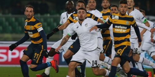 Φορτώνουν «Χ» στην Serie B, πιέσεις στην Εξετερ