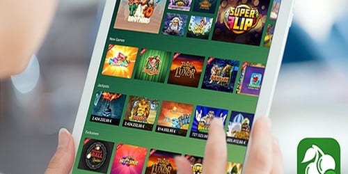 Στη Unibet, εσύ μιλάς... κι εκείνο ποντάρει