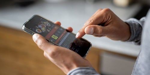 Στις 2 λίρες το μέγιστο ποντάρισμα στα φρουτάκια στο Ηνωμένο Βασίλειο