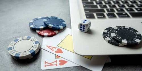 Συναγερμός στην Ευρώπη: Οι έφηβοι στρέφονται προς τον παράνομο τζόγο!