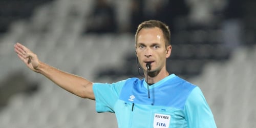 ΟΦΗ - ΤΣΣΚΑ Σόφιας Διαιτητής: Οι... κάρτες του Γιοβάνοβιτς