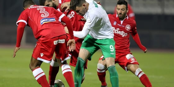 Στήριξη σε Λεβαδειακό, πτώση στη Serie B