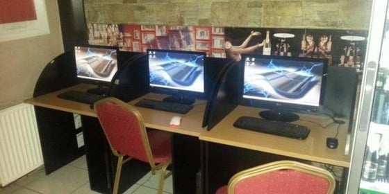 Συλλήψεις για παράνομα τυχερά παιχνίδια στη Θεσσαλονίκη