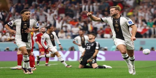 bwin - Penalty Shootout: Καθημερινά €1.000 μετρητά, εγγυημένα*! (1/12)