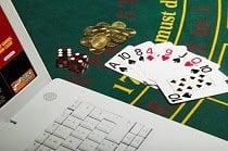 Oι αδειοδοτήσεις πλησιάζουν και η κόντρα σε όλα τα μέτωπα κορυφώνεται