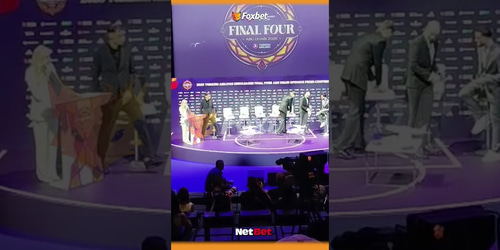Η είσοδος των φιναλίστ του Final-4 στη συνέντευξη τύπου (video)