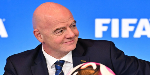 FIFA: Καθιστά υποχρεωτικές τις ρήτρες αποχώρησης!